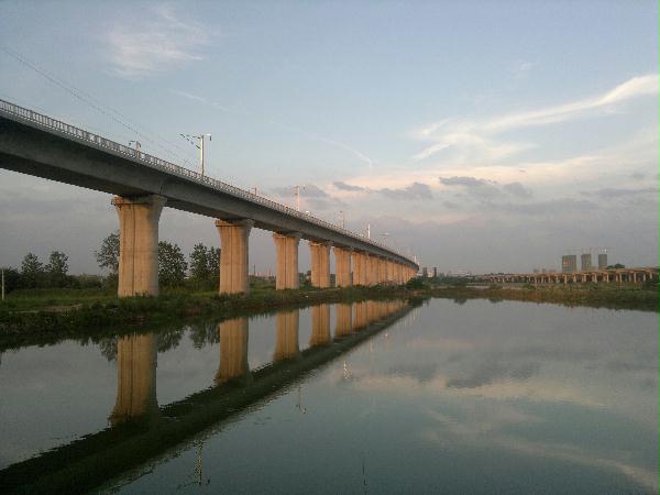 成渝鐵路采用松夏<a href='http://www.hzfyx.com/' target='_blank'><u>空氣彈簧</u></a>
